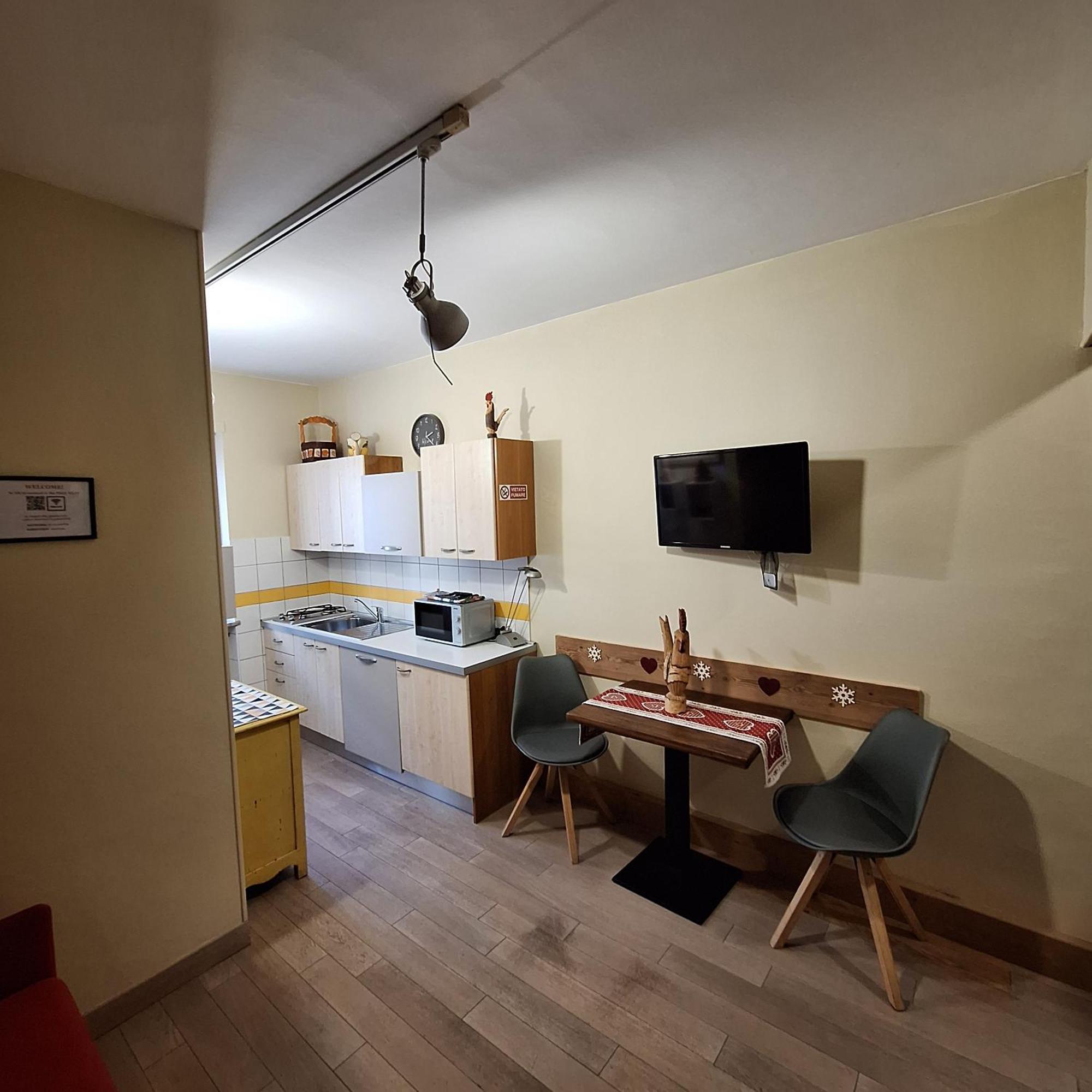 Monolocale Piccolo Ed Accogliente - Cir 0021 - Apartman Aosta Kültér fotó